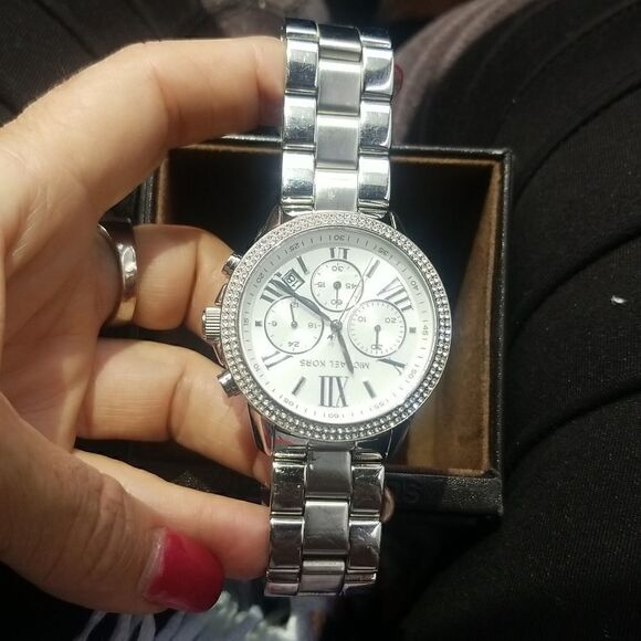 Michael Kors Stainless Steel Watch with box - Picture 8 of 11
